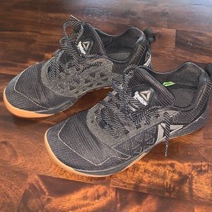 Reebok nano 6 black gum color size 7